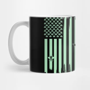 Vintage Minty Color Pop Bee Pattern Design Mug